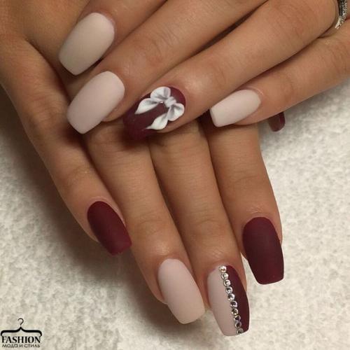 Невозможно представить себе современную успешную женщину, которая не следила бы за своей внешностью. 04