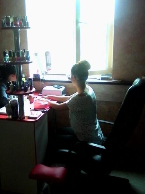 Салон красоты предлагает: стрижки от 30 до 50 грн. 03 Салон красоты предлагает: стрижки от 30 до 50 грн. 03