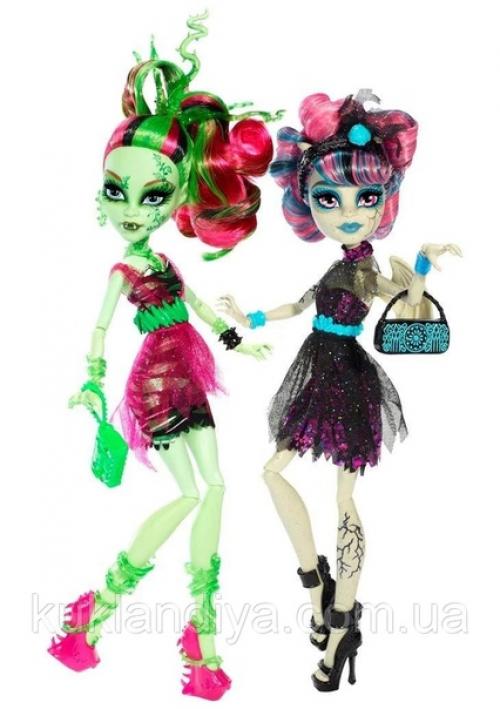 Набор Monster High Рошель гойл и Венера мухоловка зомби шейк Zombie Shake Rochelle Goyle and Venus Mcflytrap. 01