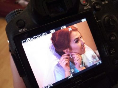 Макияж и прическу, для этой солнечной невесты? 01