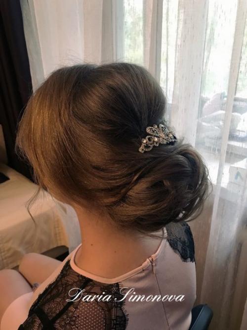 В предверии новогодних праздников и фотосессий спешу предложить вам свои услуги стилиста - визажиста. 07