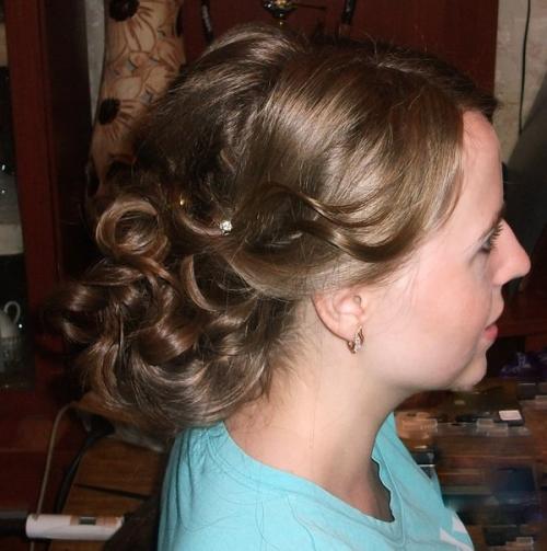 Услуги парикмахера визажиста предлагаю. 02