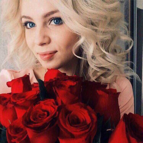 Красавицы, нужны модели на. 01