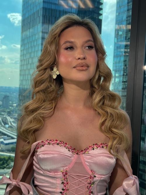 Участие в фотосессии или моделью на макияж и прическу приму. 03