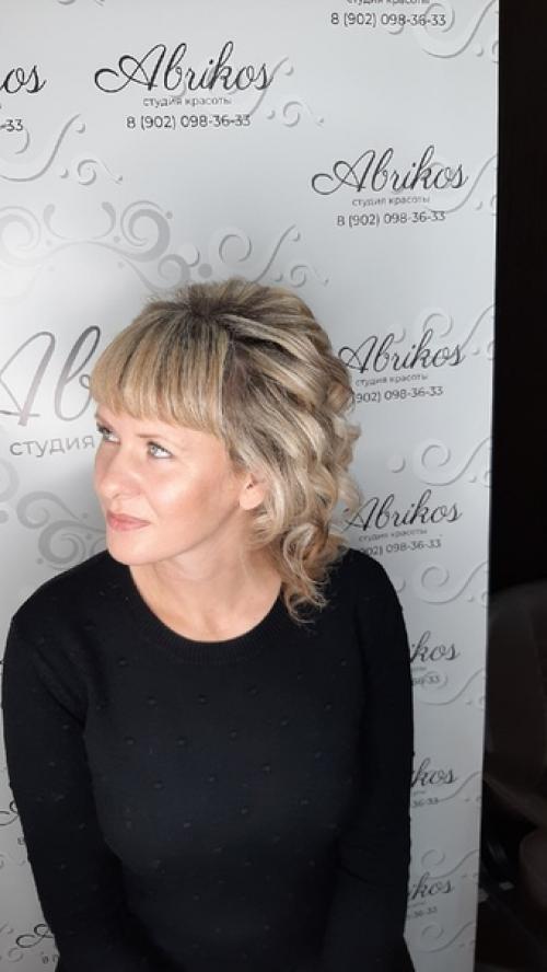 Праздничные вечерние прически 2020-2021: 03 Праздничные вечерние прически 2020-2021: 03