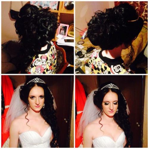 Здравствуйте, девчули! Меня зовут Евгения, я дипломированный парикмахер и стилист по прическам. 02 Здравствуйте, девчули! Меня зовут Евгения, я дипломированный парикмахер и стилист по прическам. 02