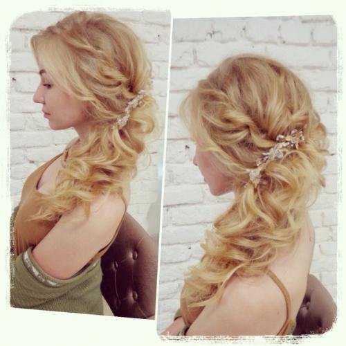 Девушки!  Весь декабрь с понедельника по четверг будет действовать новогодняя? 03