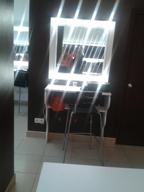 Ну вот и опять я в роли модели в студии - школе визажиста и стилиста Яны колосовой. 02