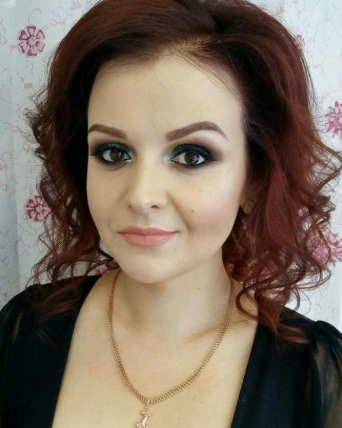 Впереди череда корпоративов, и пора выбирать прически для праздника? 02