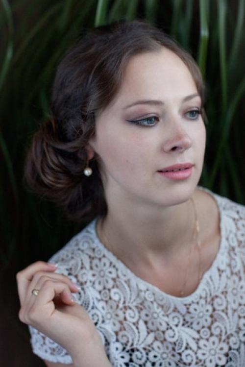 Дорогие девушки!  Я в этом году не планирую выезд к клиентам для создания праздничного образа 31. 12. 02