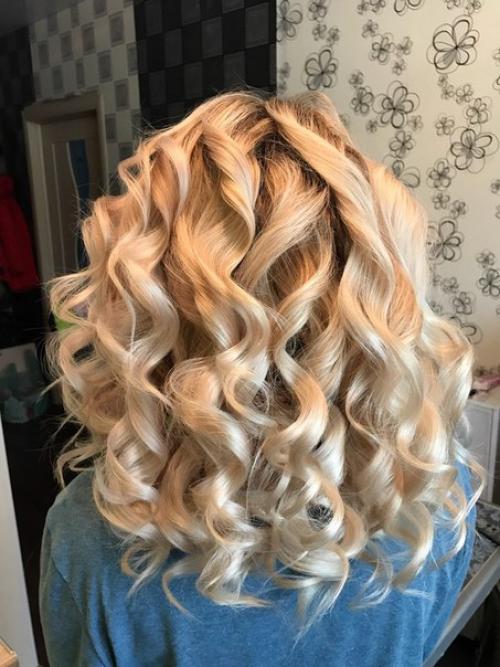 Модели?  На локоны/причёски, макияж и бровки? 08