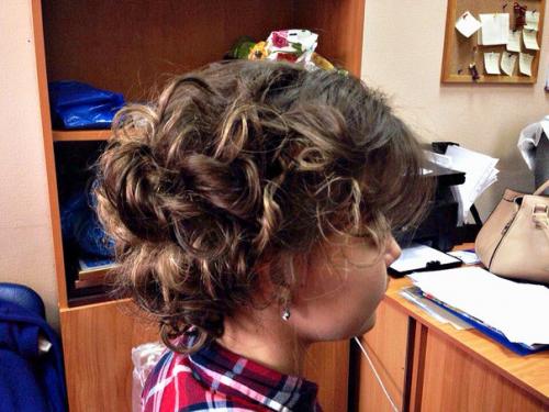 Милые дамы?  Буду рада вас видеть у себя как в качестве моделей, так и в качестве постоянных клиентов? 03