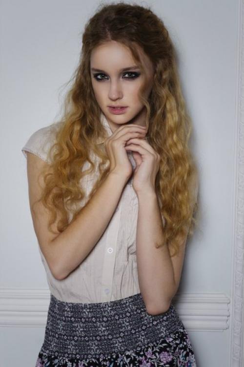 Модели на МАКИЯЖ и прически нужны? 03