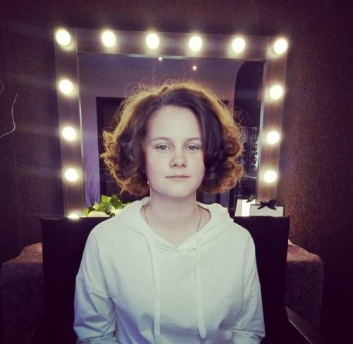 Причёски и укладки на новый год для коротких волос. 06 Причёски и укладки на новый год для коротких волос. 06