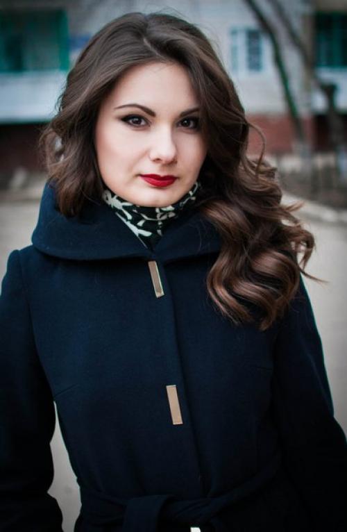 Добрый вечер!  Предлагаю воспользоваться услугами салона красоты Вдохновение. 02