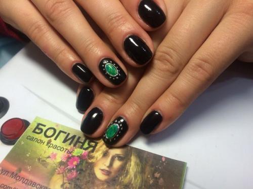 Tips@1woman.  6 признаков ухоженной женщины 1. Следите за волосами Волосы - это наше все, самое главное украшение и драгоценность. 01