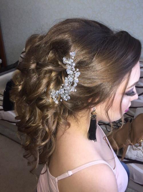 Милые девушки, а вы уже записались на макияж и причёску на корпоратив? 04