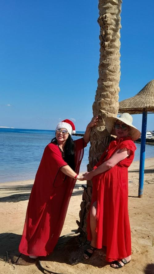 Лэээдии &фрау!  Пани& панночки! 
