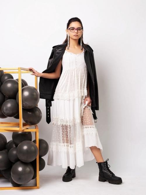 Нежная Вкуснятина из творога за 15 минут Ингредиенты.  350 гр Творог 1 шт Яйцо 1 ст. 01