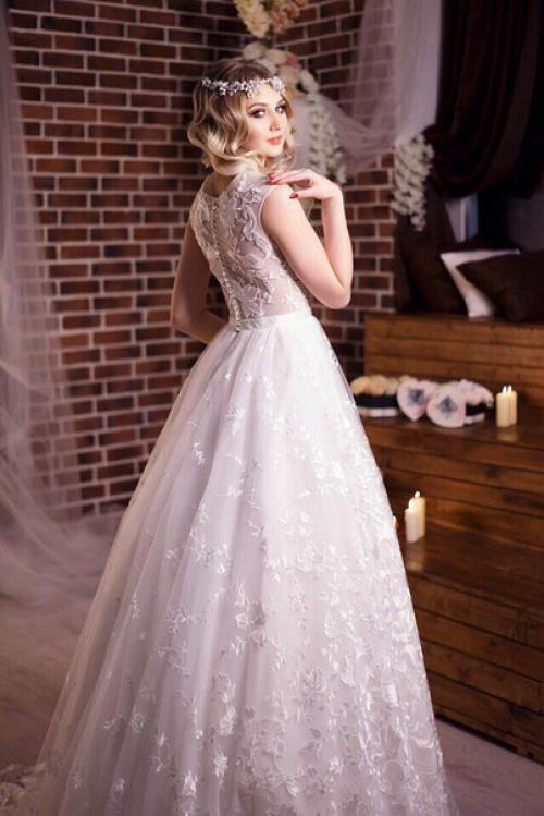 Макияж и причёска: Екатерина жаворонкина. 01