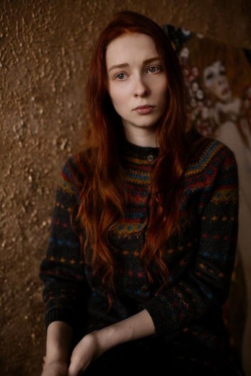 Здравствуйте, Девид!  Я люблю выглядеть так, будто только что превратилась в человека из замшелого дерева. 02