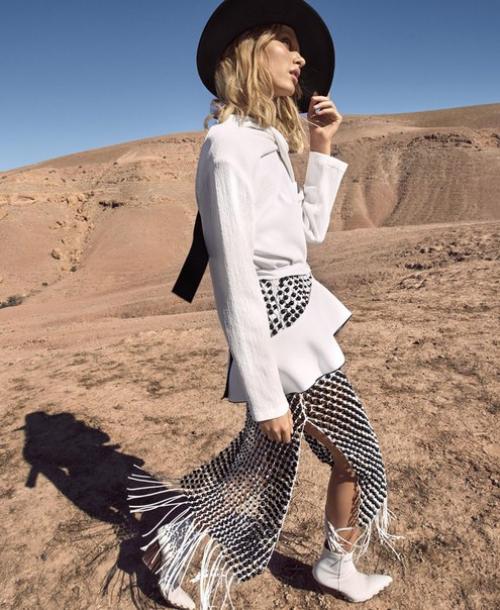 Welcome to Spring: Лаура Джули в фотосессии Камиллы акранс для Harper's Bazaar US March 2016. 05