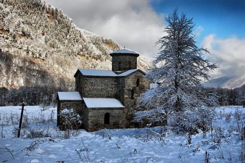 Вы решили провести выходные в горах, замечательно. 01 Вы решили провести выходные в горах, замечательно. 01