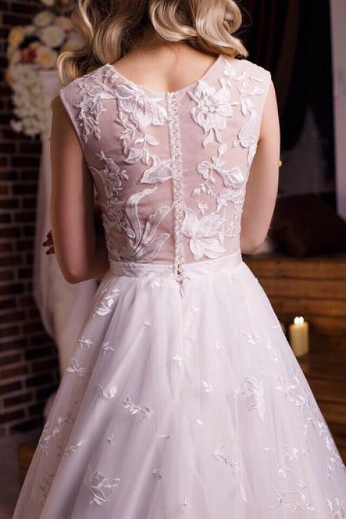 Макияж и причёска: Екатерина жаворонкина. 03