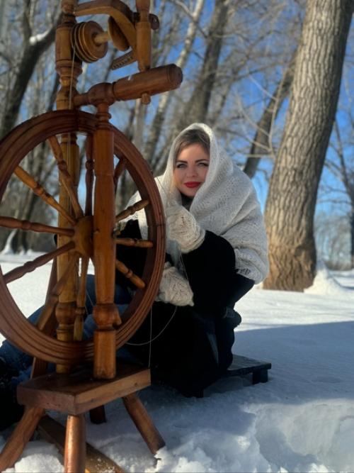 Что для счастья девушке нужно? 05