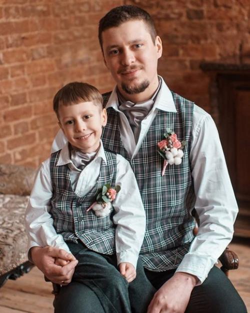 Сегодня прошла свадебная выставка в Миассе и у меня появилось настроение и желание поделиться прекрасным событием из нашей жизни. 05