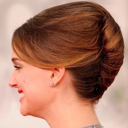 9 женских причесок, которые старят. 01 9 женских причесок, которые старят. 01