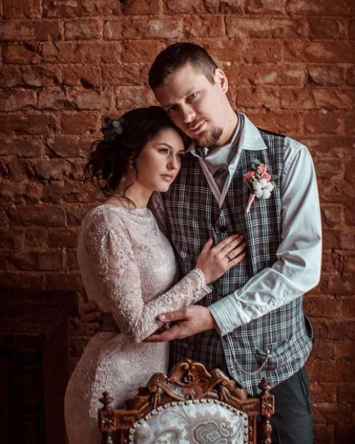 Сегодня прошла свадебная выставка в Миассе и у меня появилось настроение и желание поделиться прекрасным событием из нашей жизни. 03