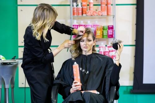 Голливудская волна.  Укладка голливудская волна. 02 Голливудская волна.  Укладка голливудская волна. 02