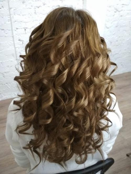 Модели?  Локоны?локоны?  Лопаток 300 р. 01