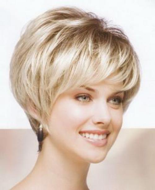 Градуированное каре. Современное парикмахерское искусство далеко вперед шагнуло. 01 Градуированное каре. Современное парикмахерское искусство далеко вперед шагнуло. 01