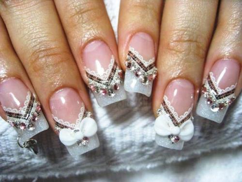 В ожидании самого главного дня в своей жизни каждая девушка продумывает свадебный образ до мелочей. 02