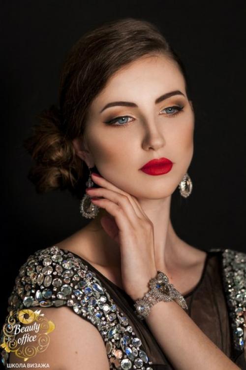 Набор на базовый профессиональный курс по визажу на апрель в школу Beauty Office. 07 Набор на базовый профессиональный курс по визажу на апрель в школу Beauty Office. 07