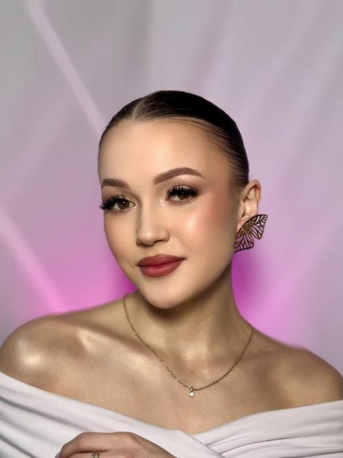 Макияж и прическа вечерние, свадебные, детские, выпускные, на фотосессию любой сложности. 02