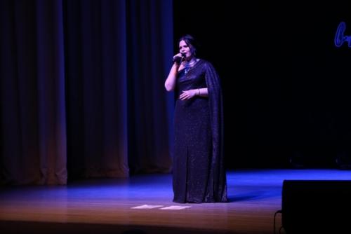 Для женщины платье играет не маловажную роль, стиль и назначение платья влияют на фасон ( модель. 01