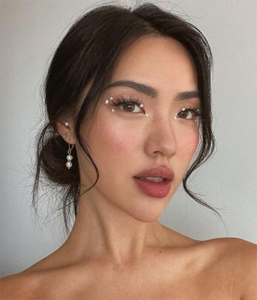 Тренды свадебного макияжа 2024: нашли 5 беспроигрышных идей для невесты. 04