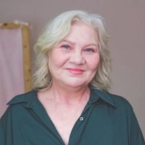 Пермские стилисты тотальную перезагрузку бездомным женщинам устроили. 01