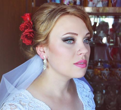 Милые девушки!  Вас на причёски и макияж приглашаю. 08