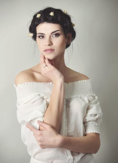 Милые девушки!  Приглашаю вас на акционную фотосессию в честь открытия новой фотостудии! 01