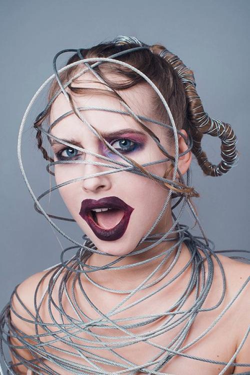 У всех уже дрожат руки и ноги, стучат зубы от волнений? 04