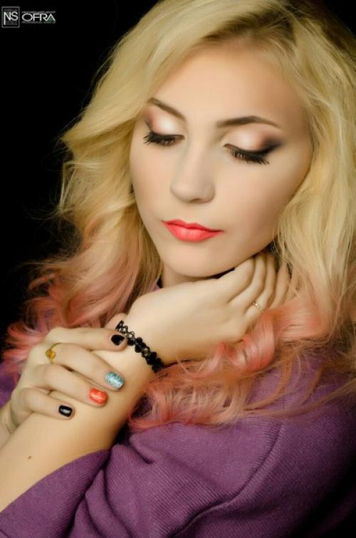 Ищу моделей. Красотки? 08