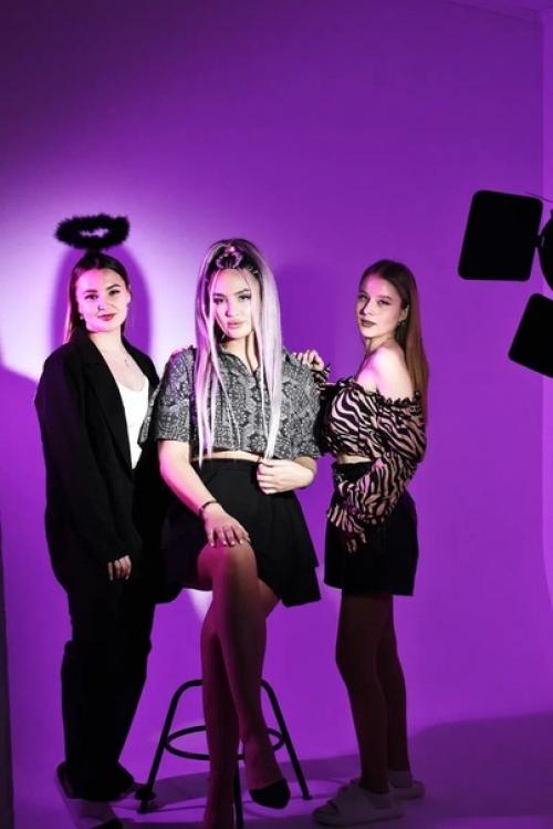 20 февраля стартовал наш совместный проект с бьюти мастерами из Геленджика. 02