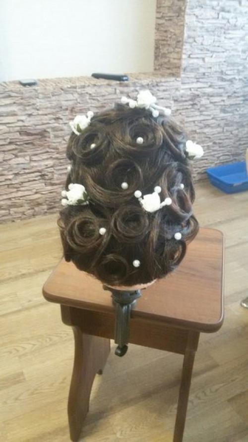 Дорогие девушки!  Прически любой сложности? 02