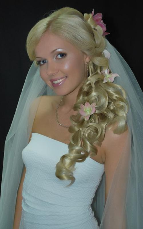 25 апреля стартует новый интенсивный продвинутый курс Свадебный Стилист. 02 25 апреля стартует новый интенсивный продвинутый курс Свадебный Стилист. 02