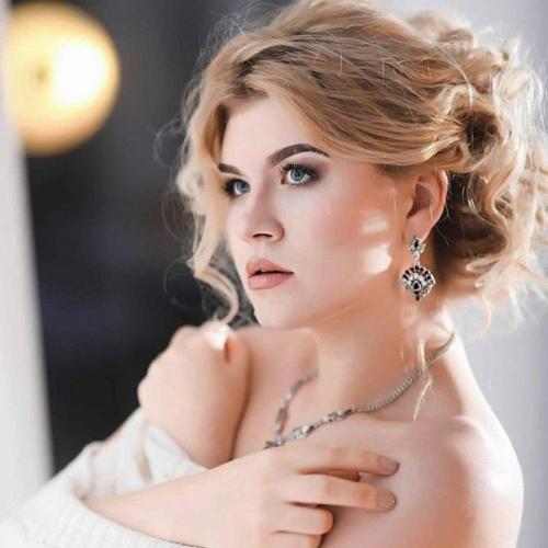 Обучение по созданию вечерних и свадебных причесок. 03