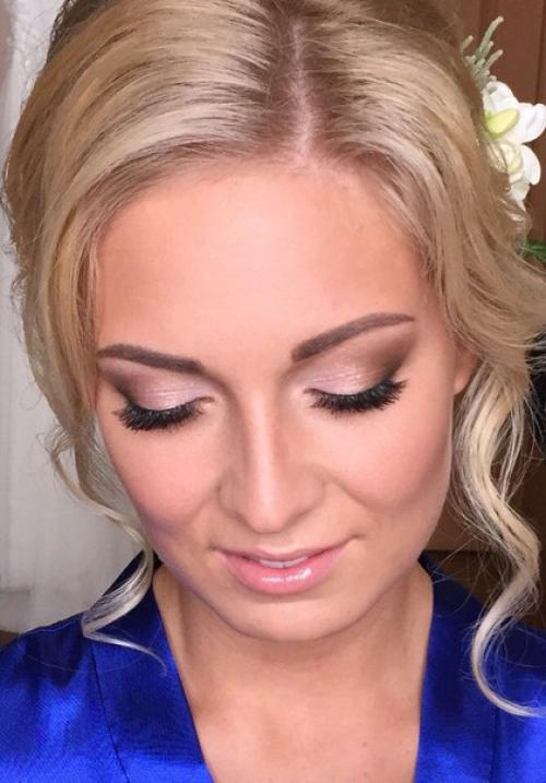 Услуги визажиста. Макияж и прическа: 02